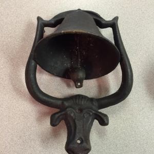 Vintage Cast Iron Western Long Horn Steer Dinner Bell