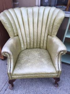 wingback-with-studs