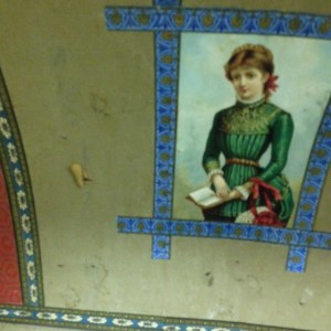 trunk-antique-inside-showing-colors-close-up