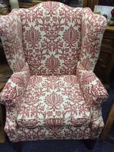 wingback-red-white-2